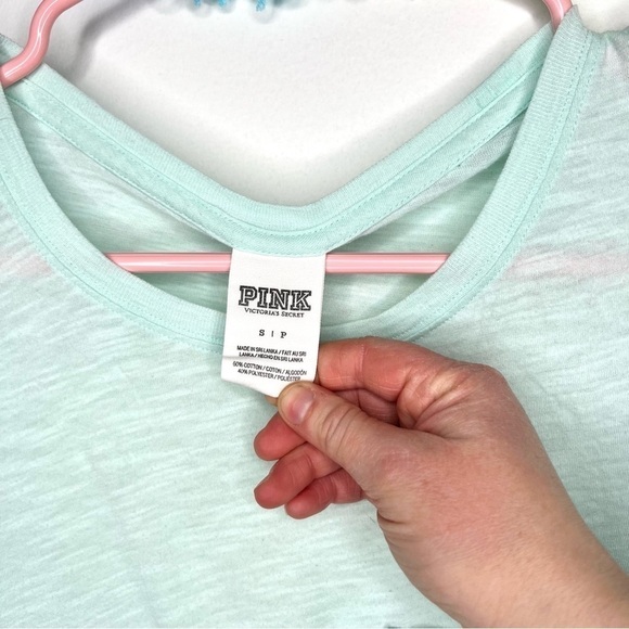 Pink Victoria’s Secret Pastel Mint Patterned Pocket Crewneck T-Shirt Size Small - Picture 7 of 12